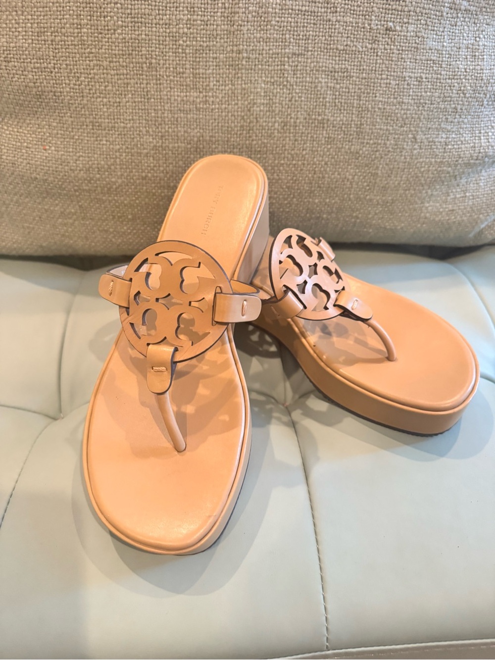 Tory Burch Nude Tan Logo Platform Thong Sandals